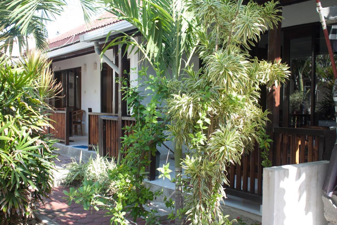 Pantai Bungalow Lembongan Island Exterior photo