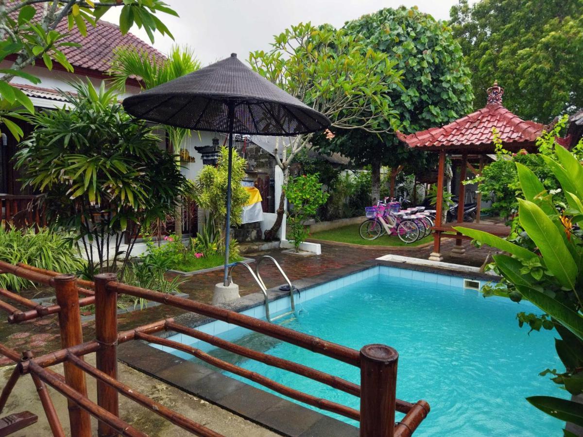 Pantai Bungalow Lembongan Island Exterior photo